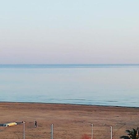 Apartmán Brezza Da Mare Rimini Exteriér fotografie