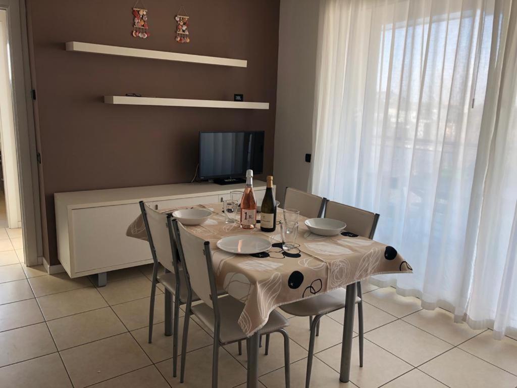 Apartmán Brezza Da Mare Rimini Exteriér fotografie