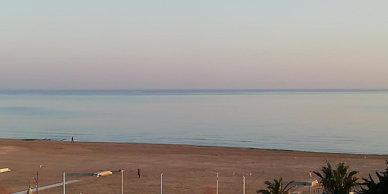 Apartmán Brezza Da Mare Rimini Exteriér fotografie