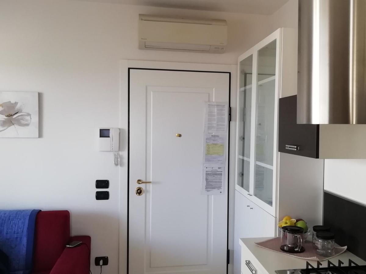 Apartmán Brezza Da Mare Rimini Exteriér fotografie